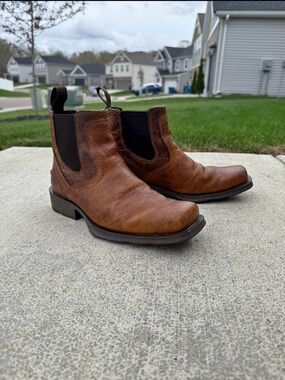 Ariat Brown Leather Cowboy Chelsea Boots